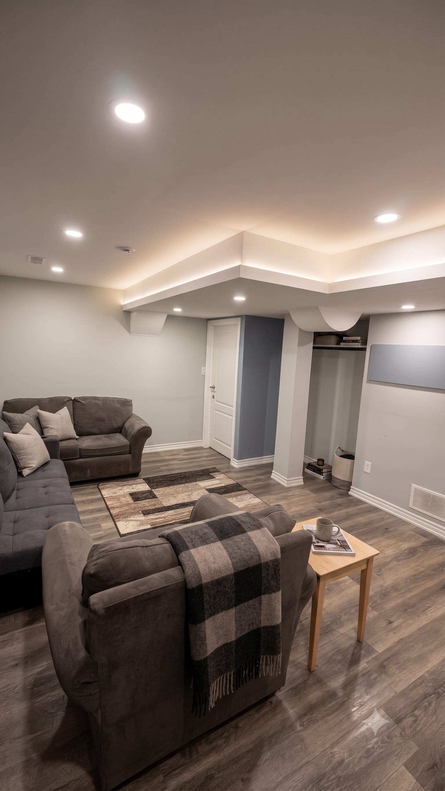 Finished Basement Lounge