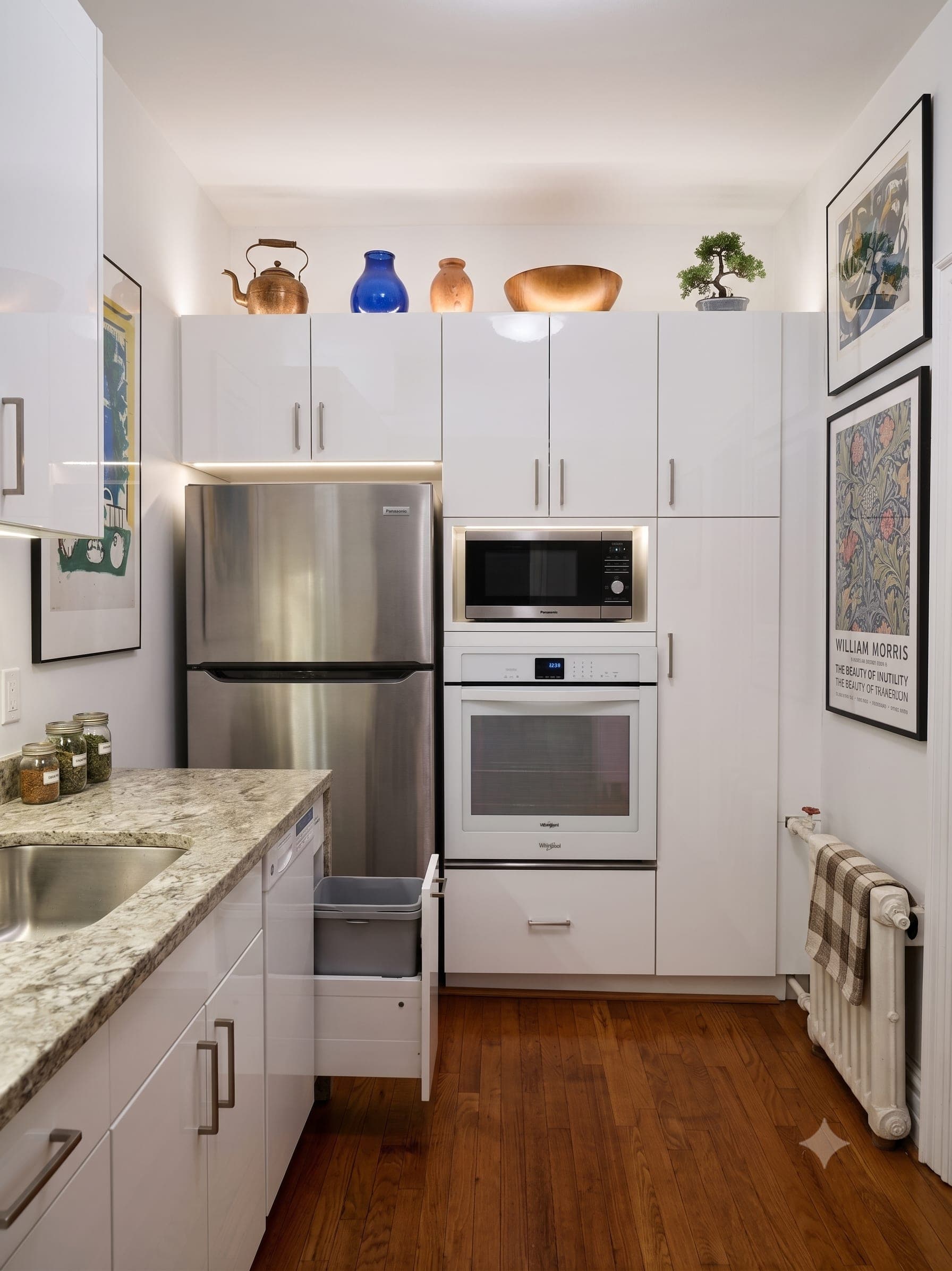 Kitchen & Appliance Wall